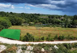 NOVO U PONUDI Istra, Kanfanar - savršeno građevinsko zemljište - 501 m2, Kanfanar, Zemljište