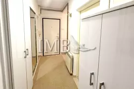 IMB Nekretnine Zagreb | Peterosoban stan 90 m2 | Terasa, parking | Zagreb, Voltino, Zagreb, Stan