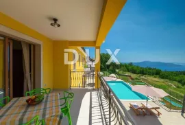 OPATIJA, MOŠĆENICE - Vila na osami, 240m2 s pogledom na more, Mošćenička Draga, Kuća