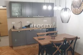 Novi Sad, Centar, Železnička, 3.0, 70m2 Pet friendly, Novi Sad - grad, Apartamento