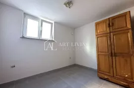 Istra, Umag, okolica - dvosobni stan na mirnoj lokaciji 600 m od mora, Umag, Wohnung