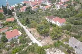 Građevinsko zemljište na otoku Prviću, Vodice, Земля