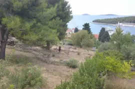 Građevinsko zemljište na otoku Prviću, Vodice, Земля