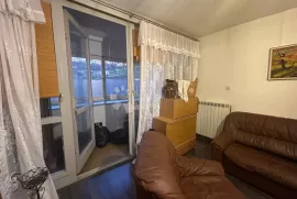 2SKL u odličnoj gradi, Rijeka, Appartement