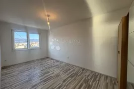 RIJEKA TURNIĆ DVOSOBAN STAN S PANORAMSKIM POGLEDOM, Rijeka, Appartement