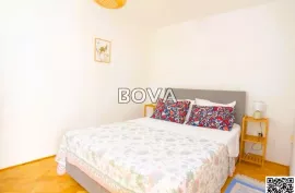 Kuća 153 m2 – Vrsi *Dva objekta* (ID-2497/C), Nin, House