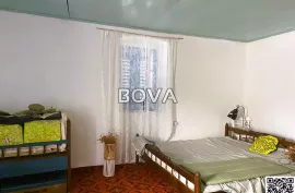 Kuća 153 m2 – Vrsi *Dva objekta* (ID-2497/C), Nin, House