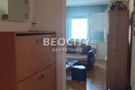 Novi Sad, Bulevar Evrope, Vardarska, 1.0, 28m2, Novi Sad - grad, Appartment