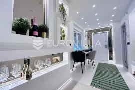 Zagreb, Petrova prekrasan dvosoban stan NKP 45 m2, Flat